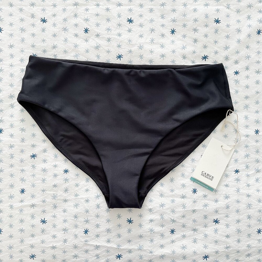 Carve Designs Pipa Compression Bottom in Black
